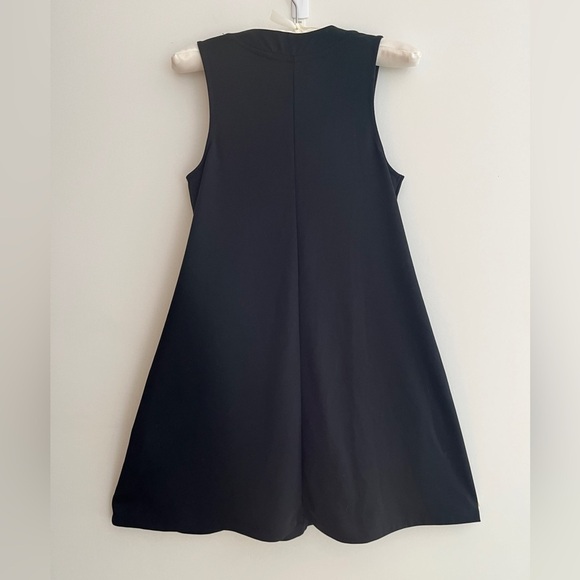 Z SUPPLY Black Mini V Neck Sleeveless Swing A Line Dress Pockets Day to Night - Picture 6 of 13